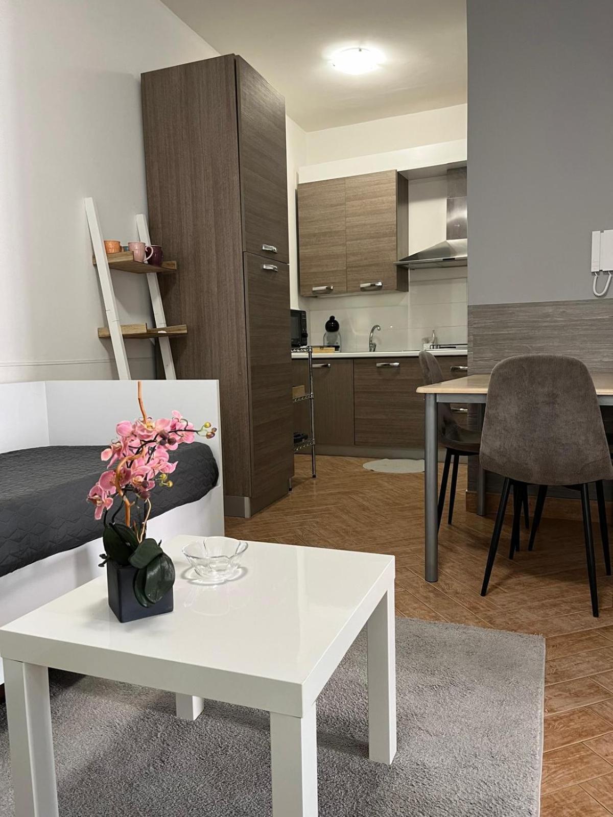 Lamezia Park Apartments Lamezia Terme Esterno foto