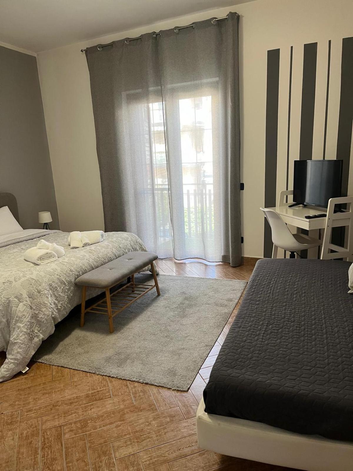 Lamezia Park Apartments Lamezia Terme Esterno foto